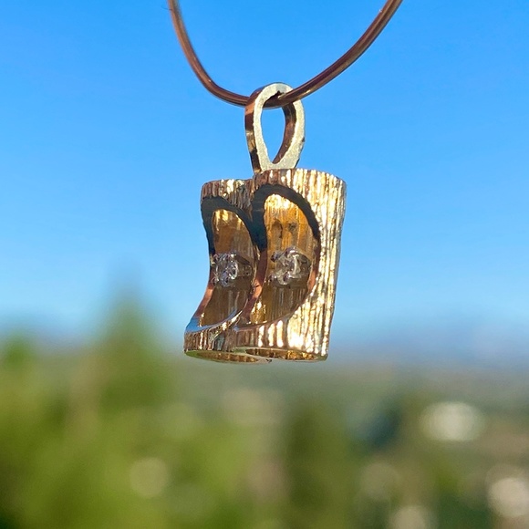 14K Real Yellow Gold Bark Finish Set with Genuine Diamonds Pendant - Picture 9 of 12